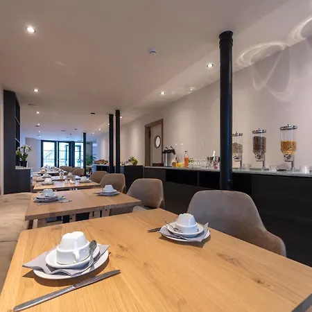 Monarc 4* Ostend