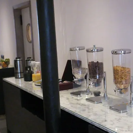 Monarc Готель 4*