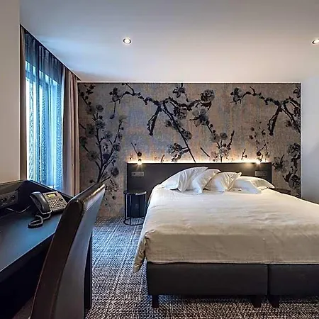 Otel Monarc 4*
