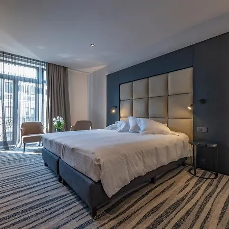 Hotel Monarc 4*