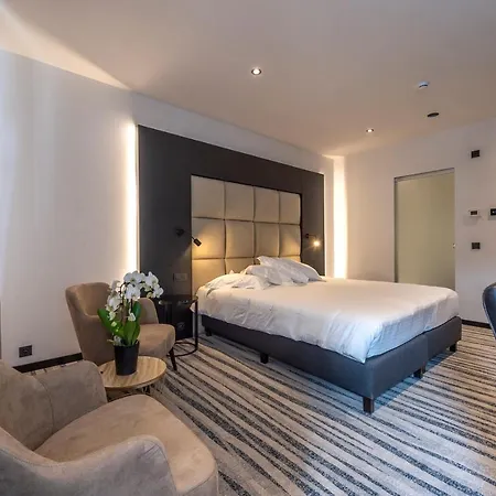 Monarc 4* Ostenda
