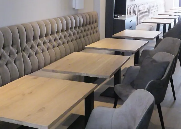 Monarc Готель 4*