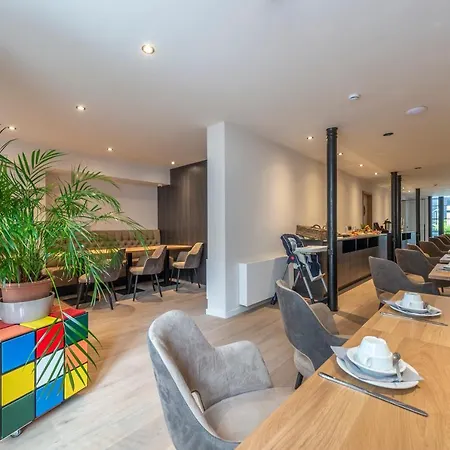 Hotel Monarc